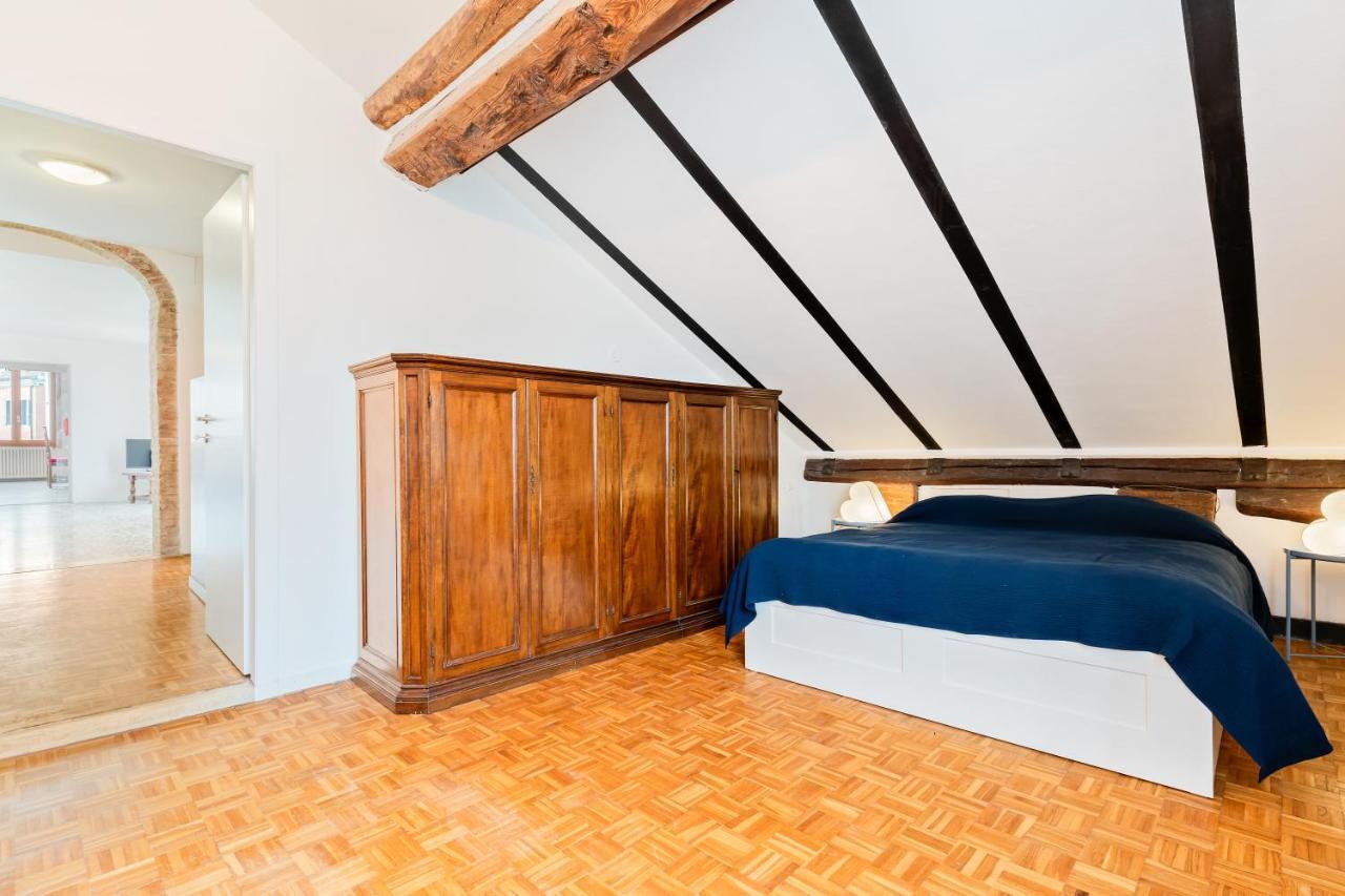 Ferienwohnung Ponte Di Rialto Penthouse With Panoramic Terrace Venedig Exterior foto